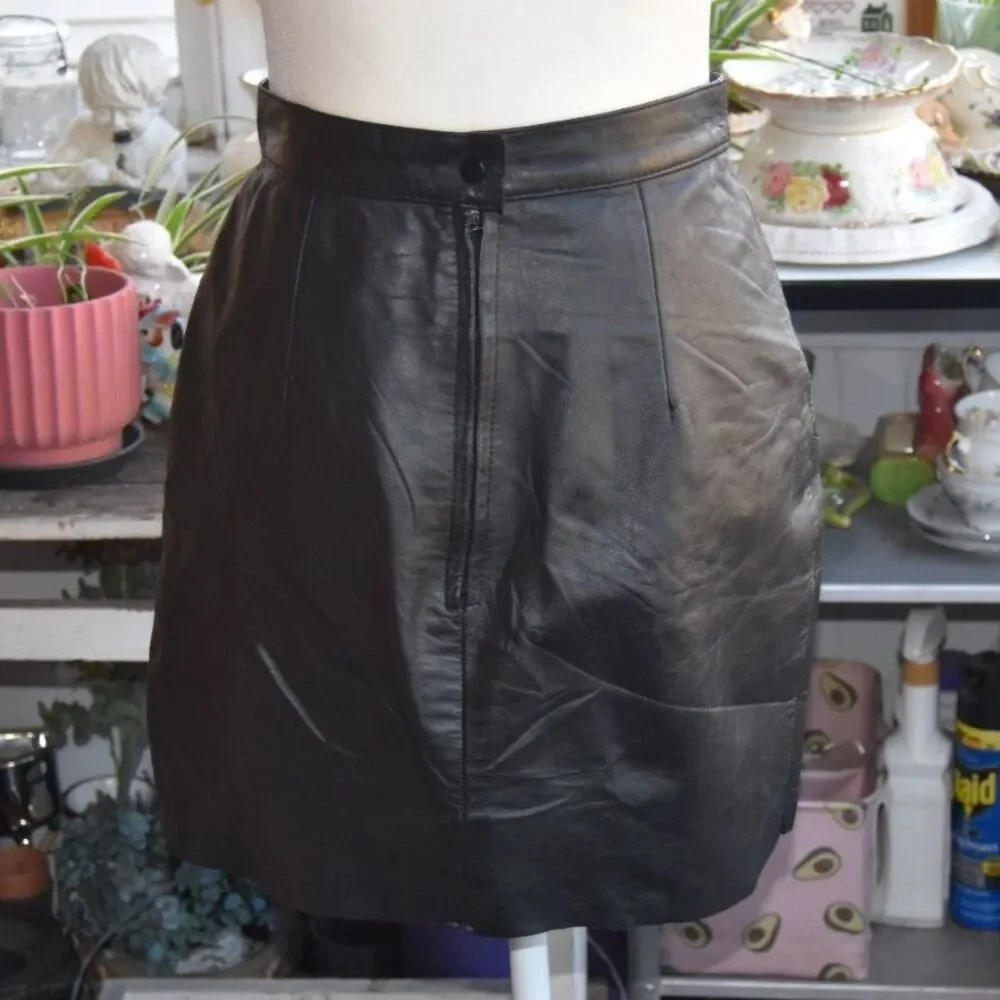 Vintage 90s Tangu Black Genuine Leather Mini Skirt High Waist Size 6 XS